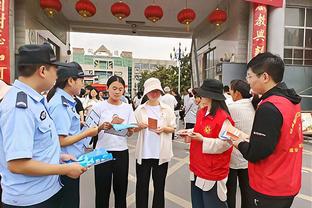 前国脚杨旭观战日本高中决赛：别人又进步一年，我们又等待一年！